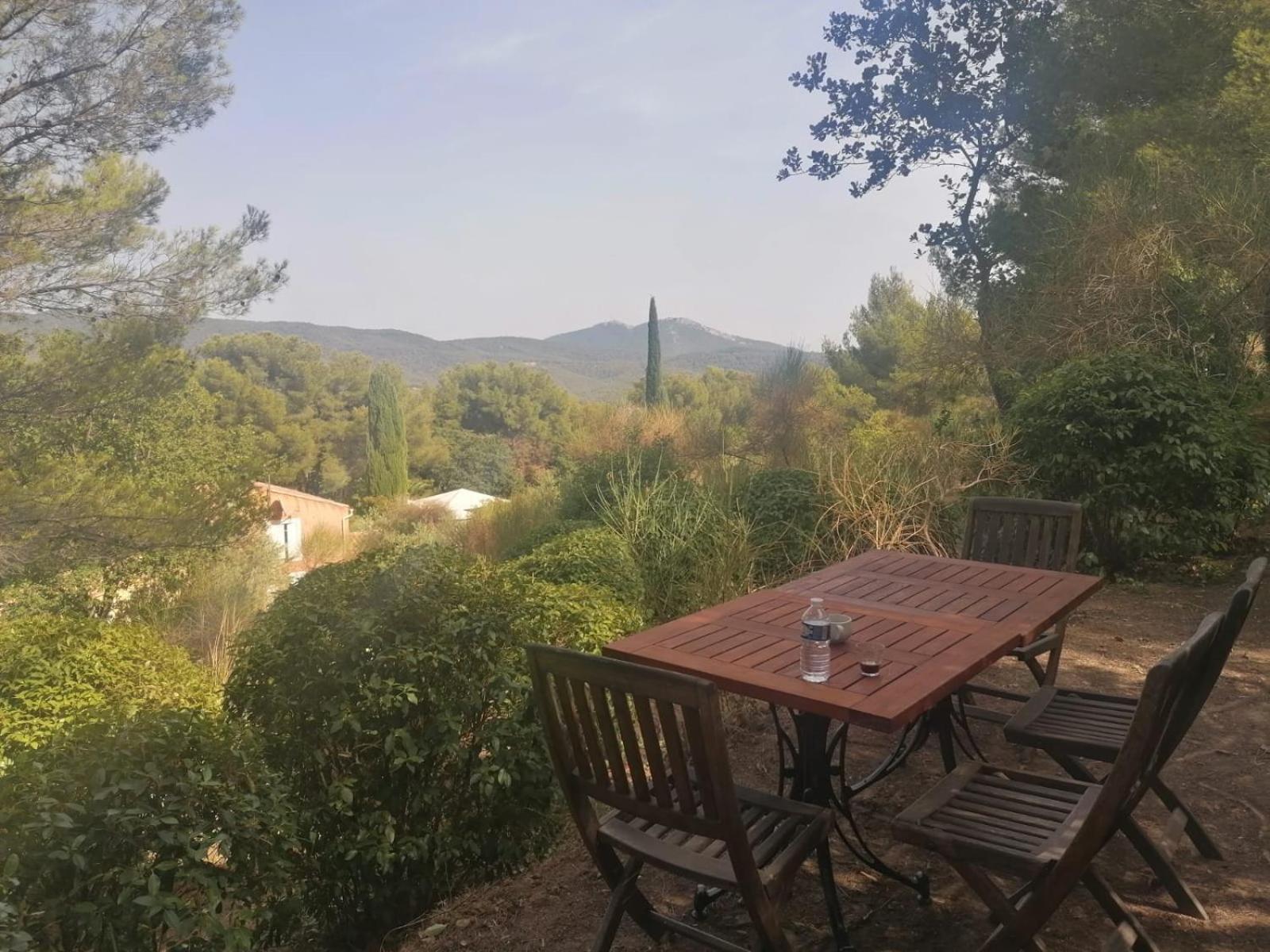 Mas Lei Bancau Bed & Breakfast Le Beausset Eksteriør bilde